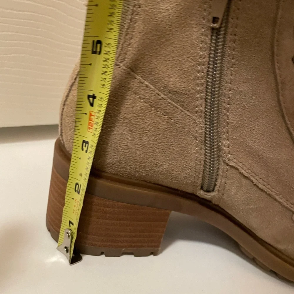 Lucky Brand Tan Genuine Suede Leather Boots Rubber Sole lace/side zip New!